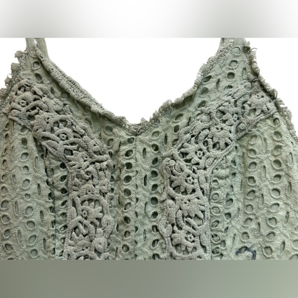 Japna sage green eyelash cotton peplum sleeveless blouse, size Medium (Junior) - Picture 4 of 5